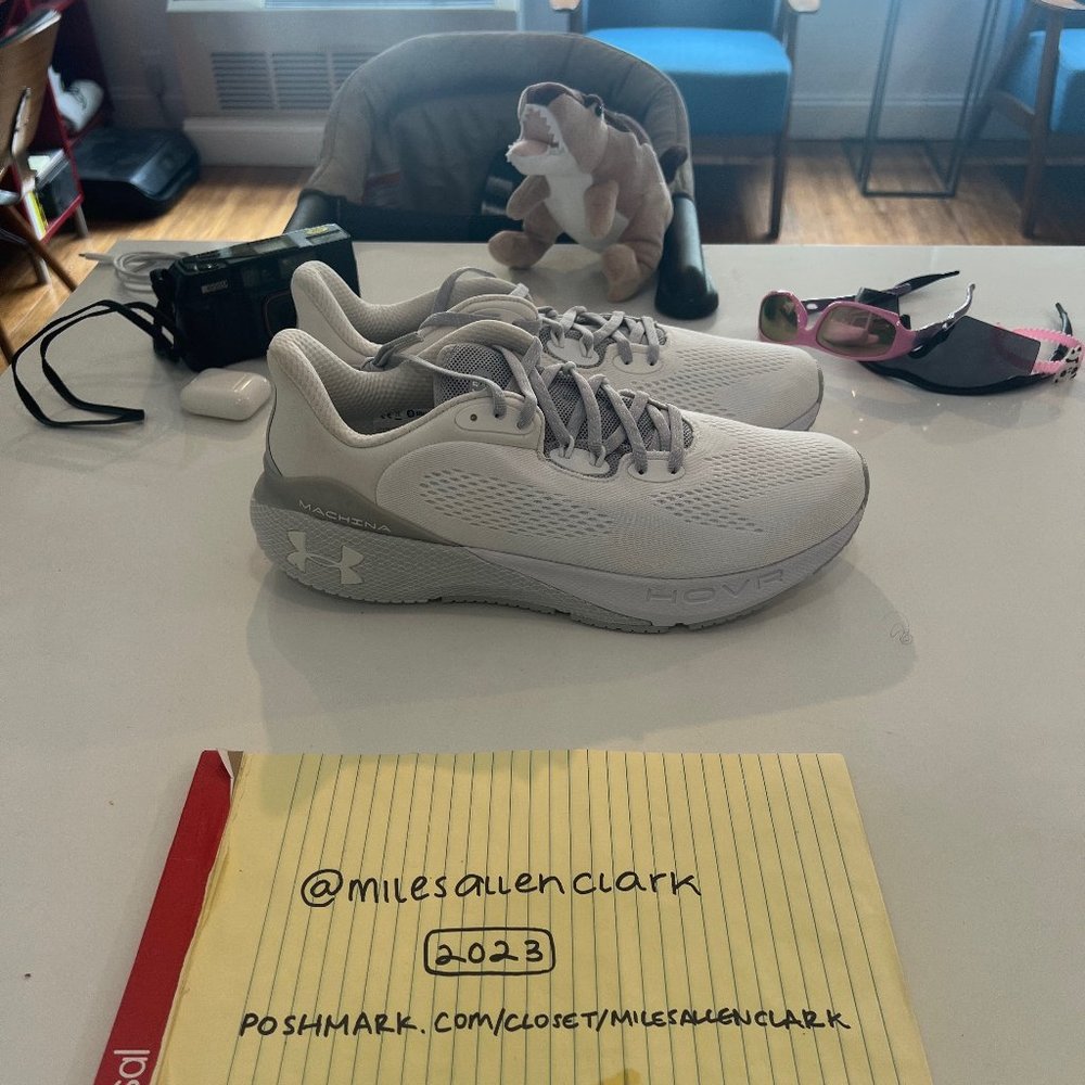 Under Armour HOVR Machina 3 Sz 13M US